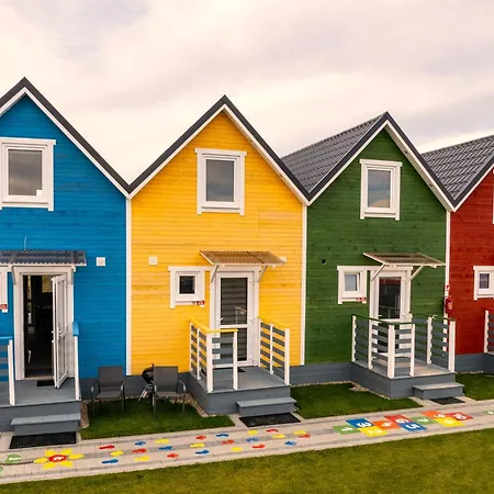 Kolorowy Balia Z Hydromasazem W Tarasie Na Wylacznosc *