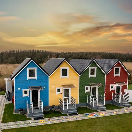 Kolorowy Balia Z Hydromasazem W Tarasie Na Wylacznosc