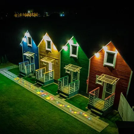 Kolorowy Balia Z Hydromasazem W Tarasie Na Wylacznosc Holiday home Kopan